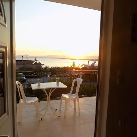 Appartamento Coastal Haven Kalamata Esterno foto