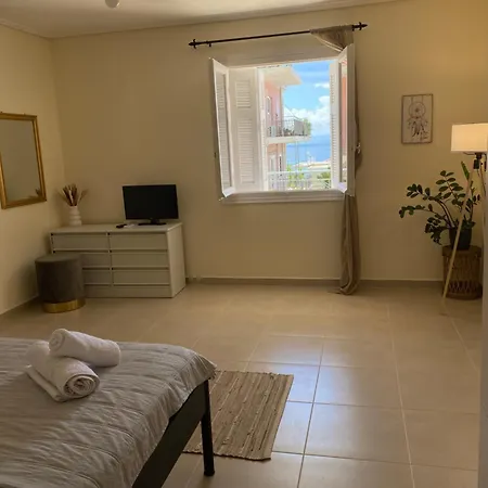 Appartamento Coastal Haven Kalamata Esterno foto